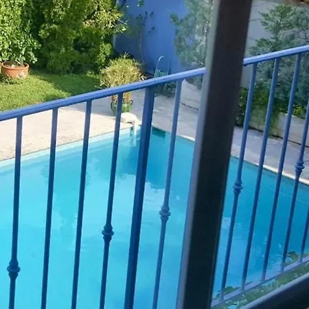 Clos Des Vignes 3* Mandelieu