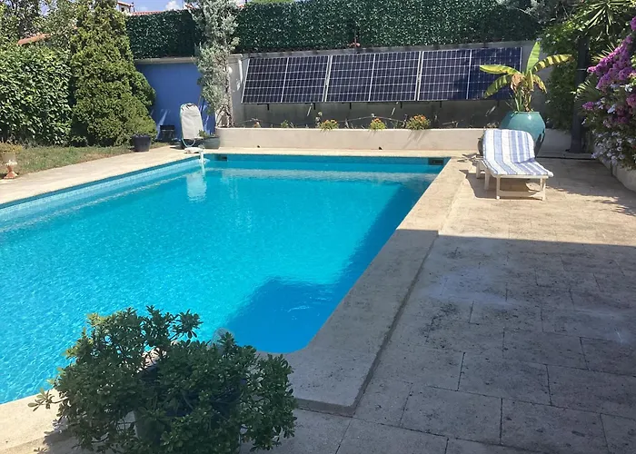 Clos Des Vignes 招待所 3*